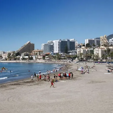 Prime Location, Pool, Beach, Shops, All Nearby *